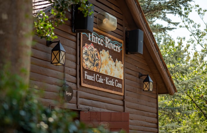 Three Rivers Snacks storefront