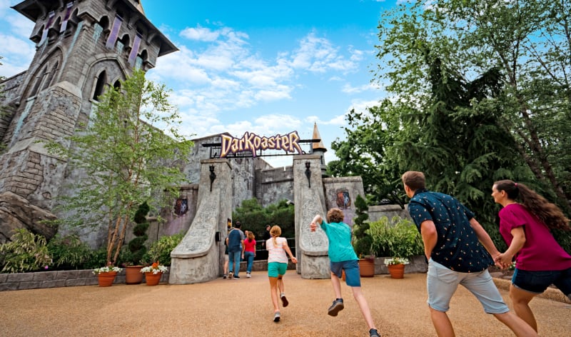 Members walking on to DarKoaster™ at Busch Gardens Williamsburg.